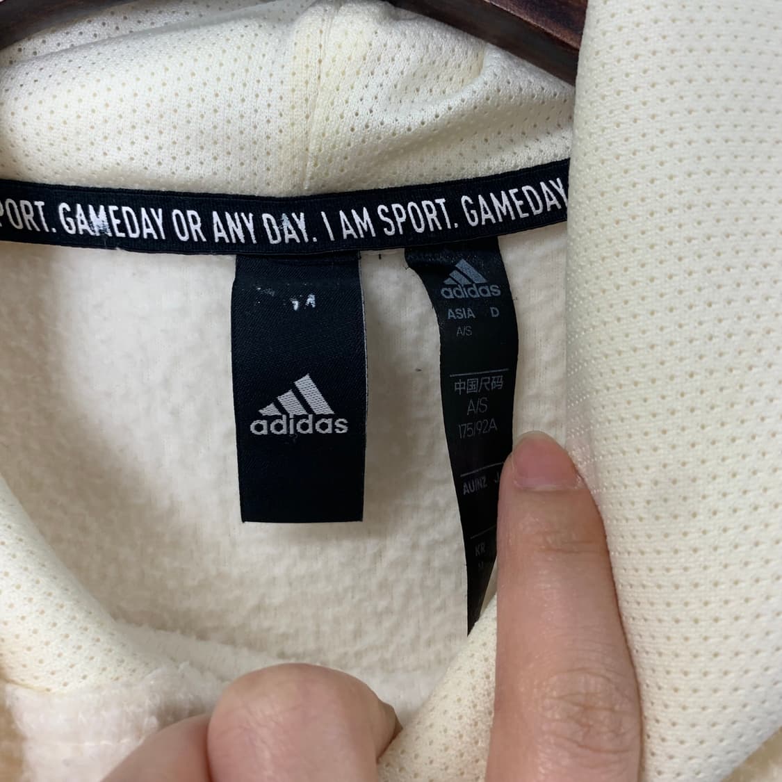 아디다스 빅로고 아이보리 쉐르파 후드티 상품이미지6