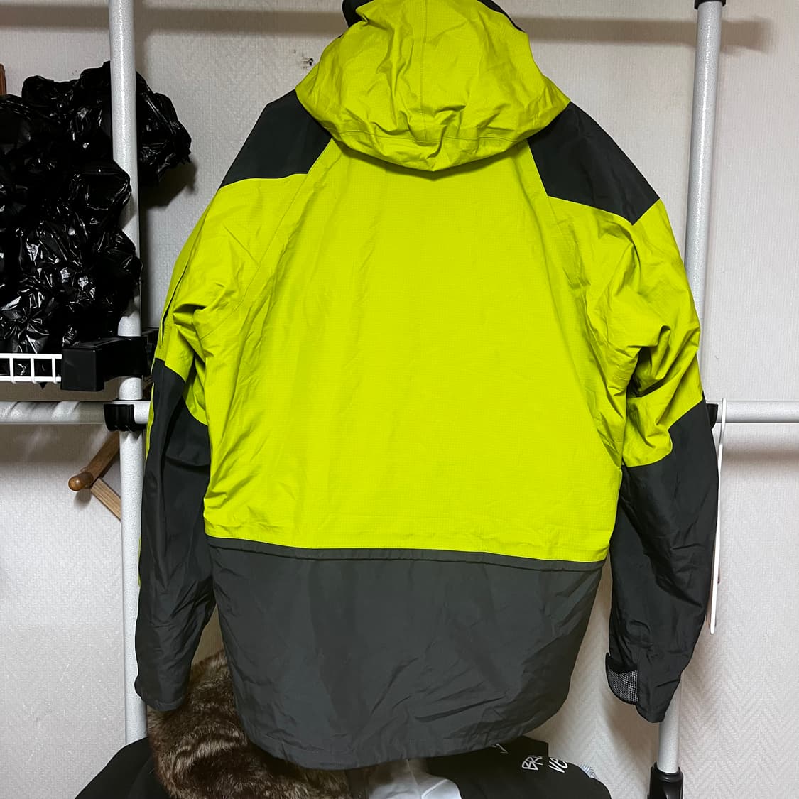 몬츄라 샤모니 바람막이 자켓 그린 상품이미지2