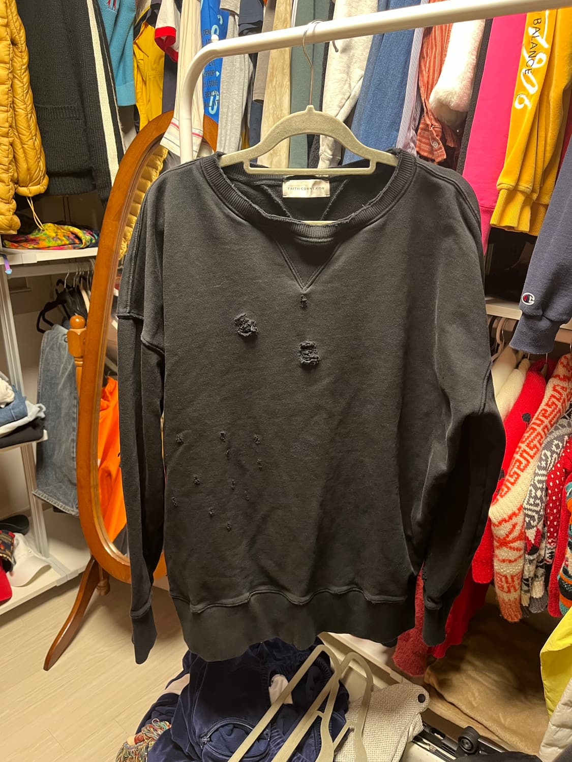 페이스커넥션 맨투맨 상품이미지1