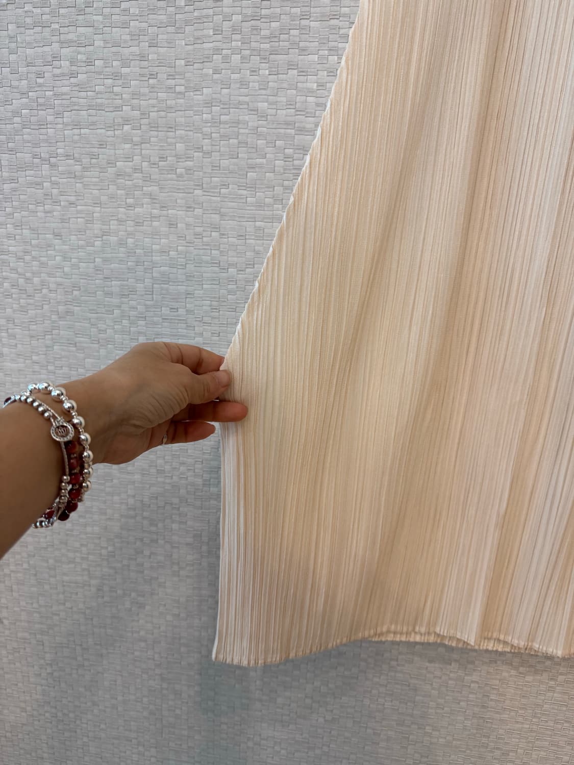 플리츠플리즈 12월 먼슬리 스커트 오프화이트 상품이미지4