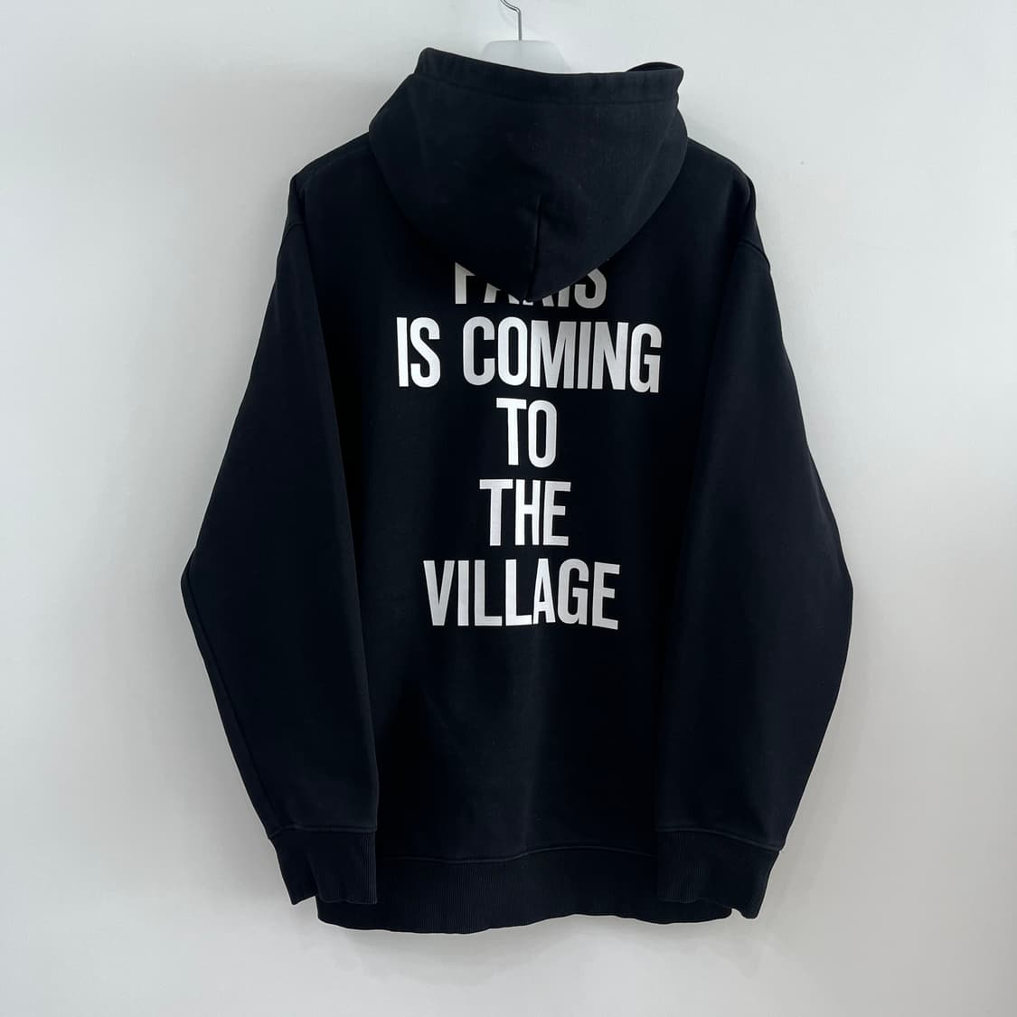 칼하트 WIP x The Village Cry 블랙 후드티 상품이미지4