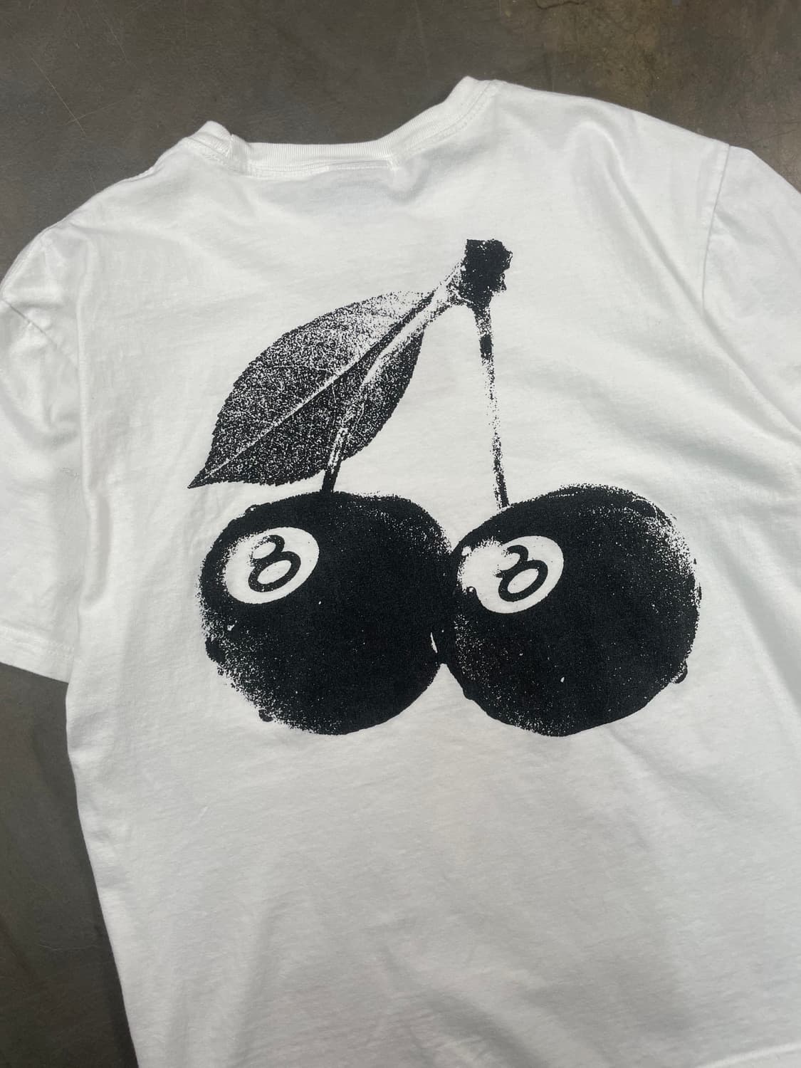 스투시 에잇볼 체리스 반팔 티셔츠 상품이미지2