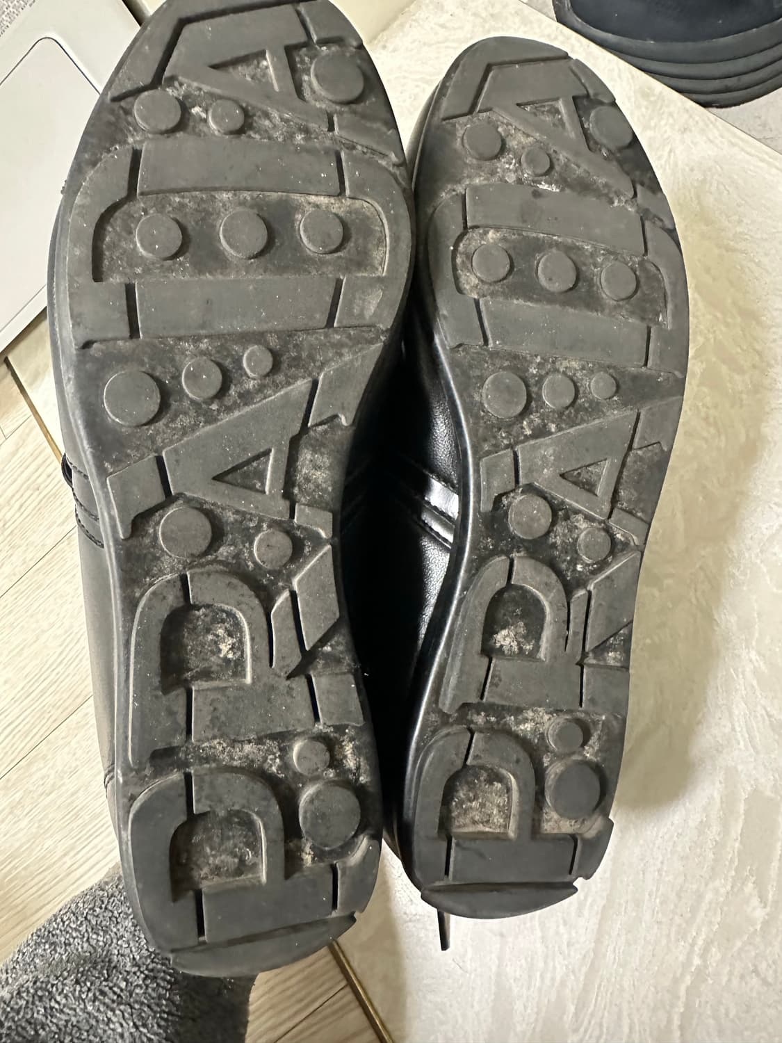 프라다 스니커즈 uk6 상품이미지3