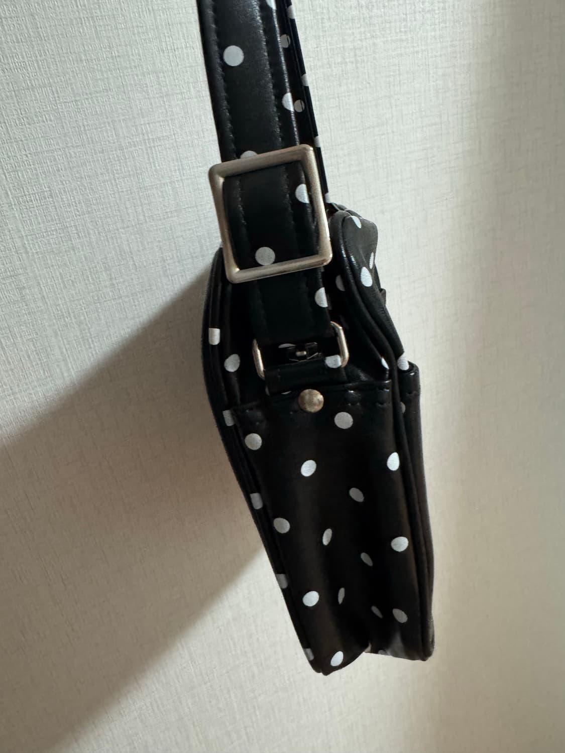 꼼데가르송 걸 도트 크로스백 가방 상품이미지6