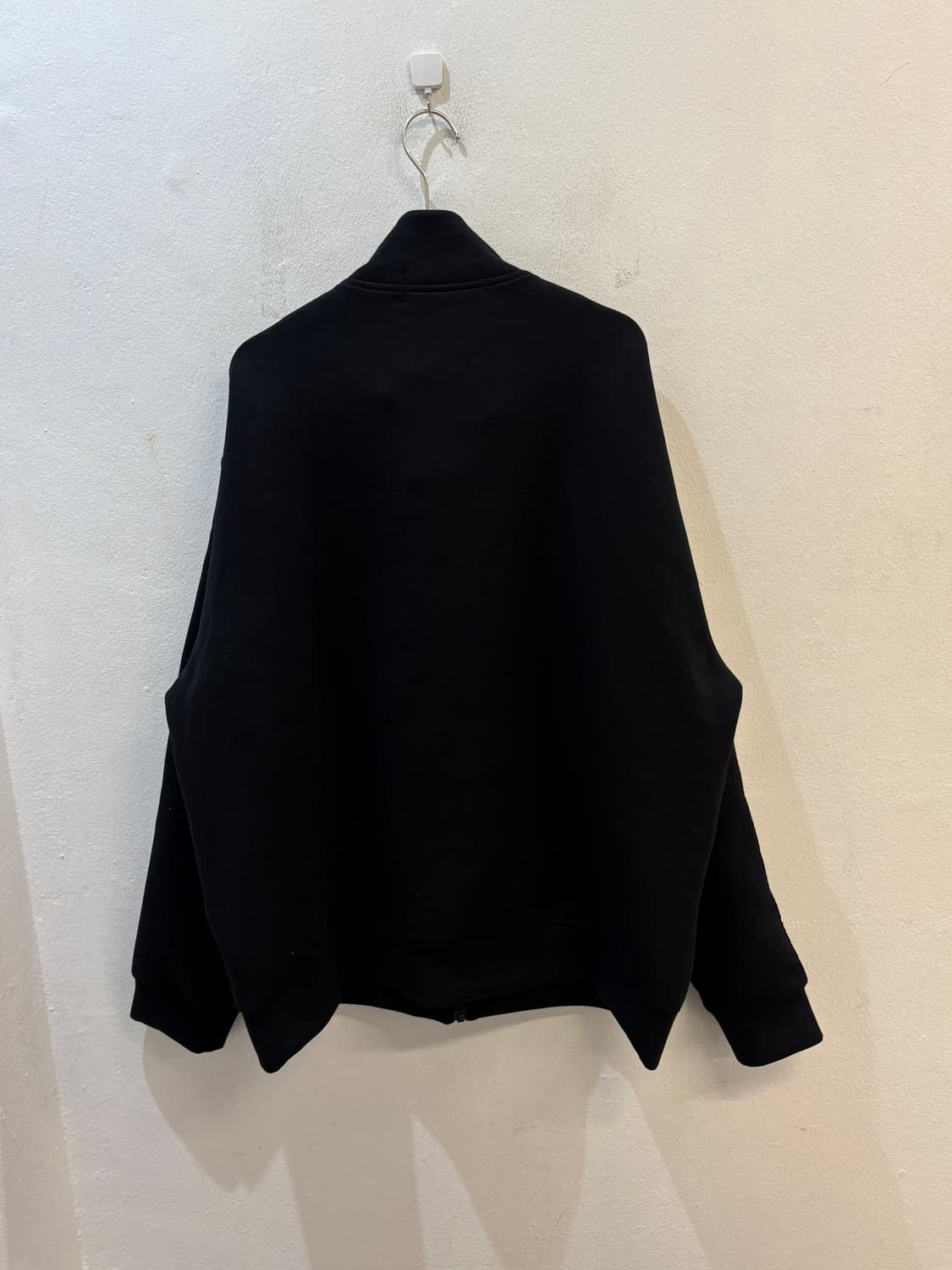 UNDERCOVER x GU kosmik noise track top X 상품이미지5