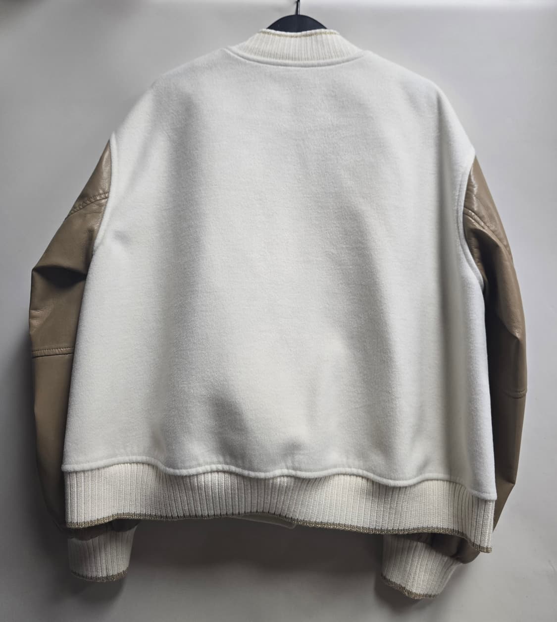 한섬 랑방컬렉션 울 텍스쳐 블록 비딩점퍼 호칭88 상품이미지5