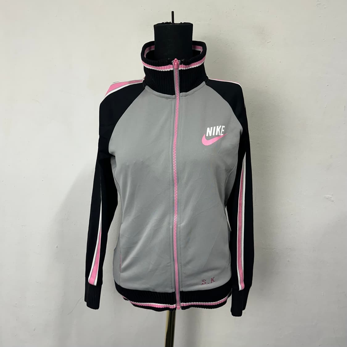 NIKE PINK DETAIL JERSEY 상품이미지1