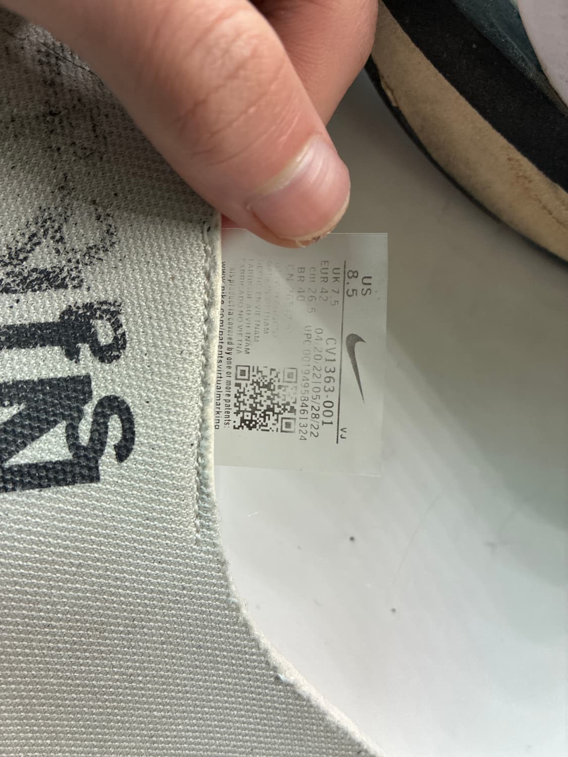 나이키 x 사카이 베이퍼와플 블랙 화이트 입니다!! 상품이미지3