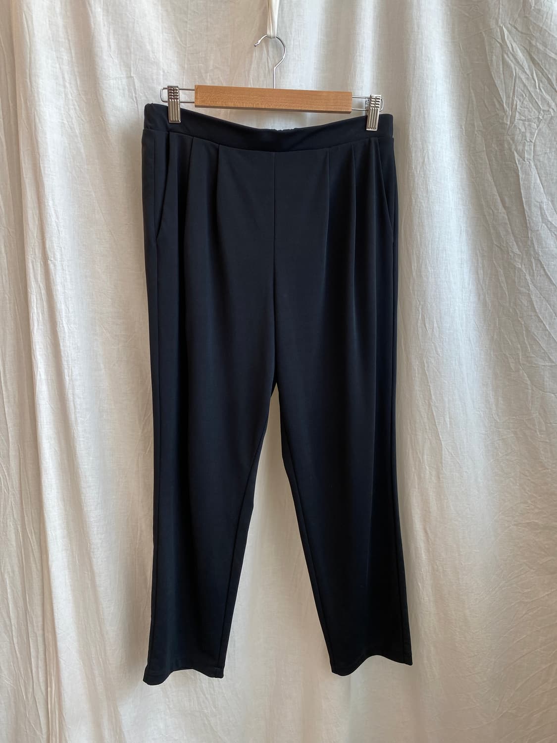 UNIQLO 블랙 밴딩팬츠(L-XL) 상품이미지1