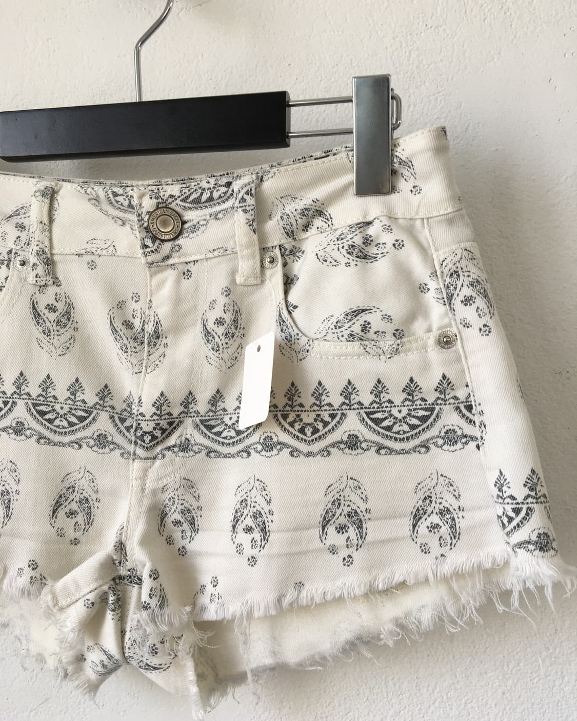 american eagle Ornament pattern short 상품이미지3