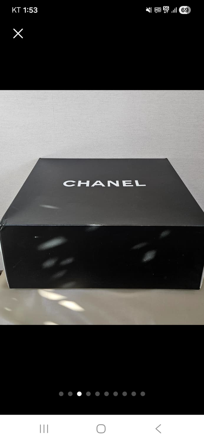 샤넬 캐비어 플랩백 네이비 은장(정품)
 상품이미지3