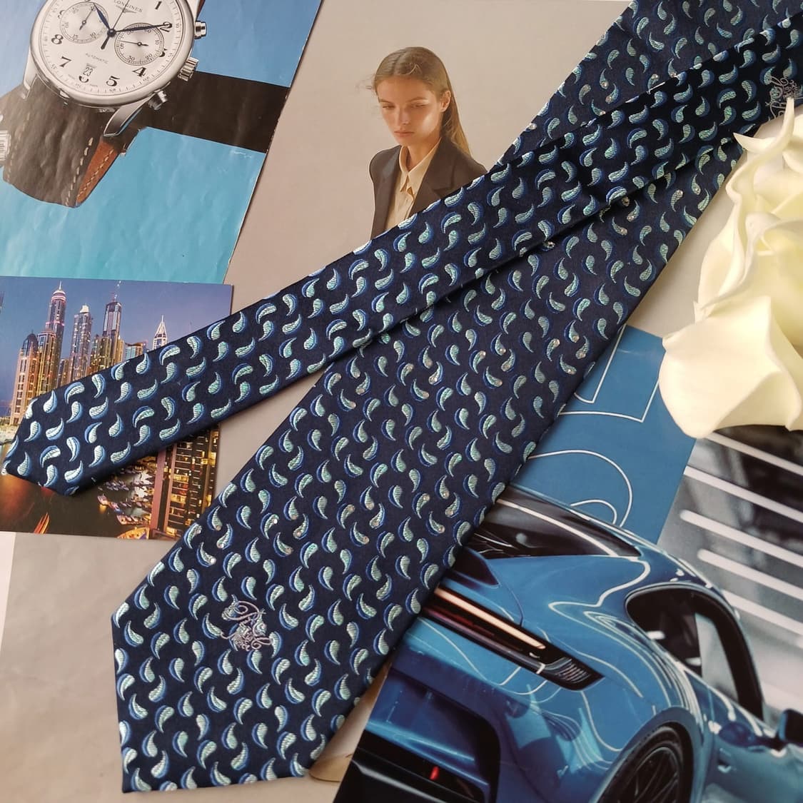 니나리치 실크 네이비 리프 패턴 넥타이 9.1cm A+등급 A18924
 상품이미지3