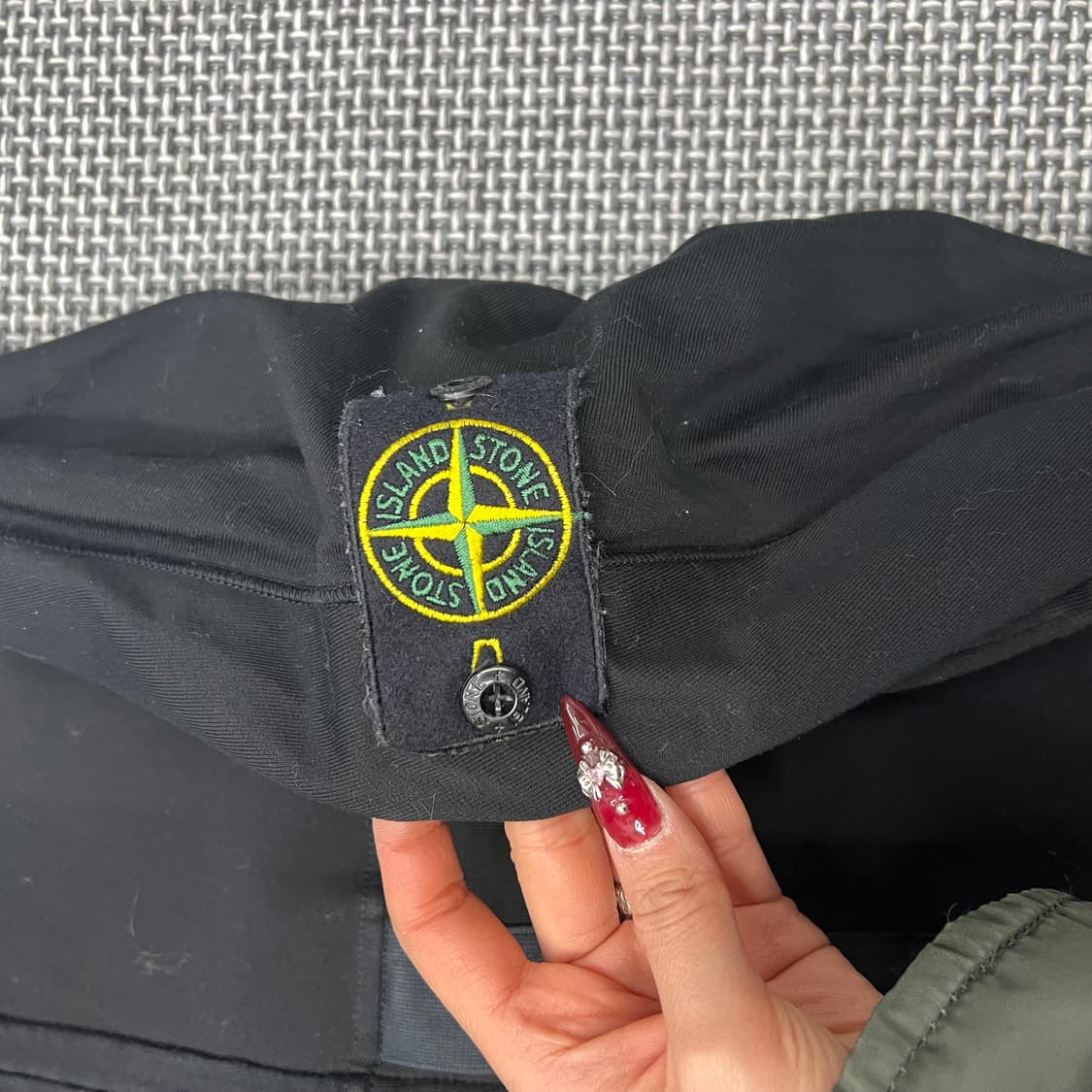 스톤아일랜드 집업 상품이미지3