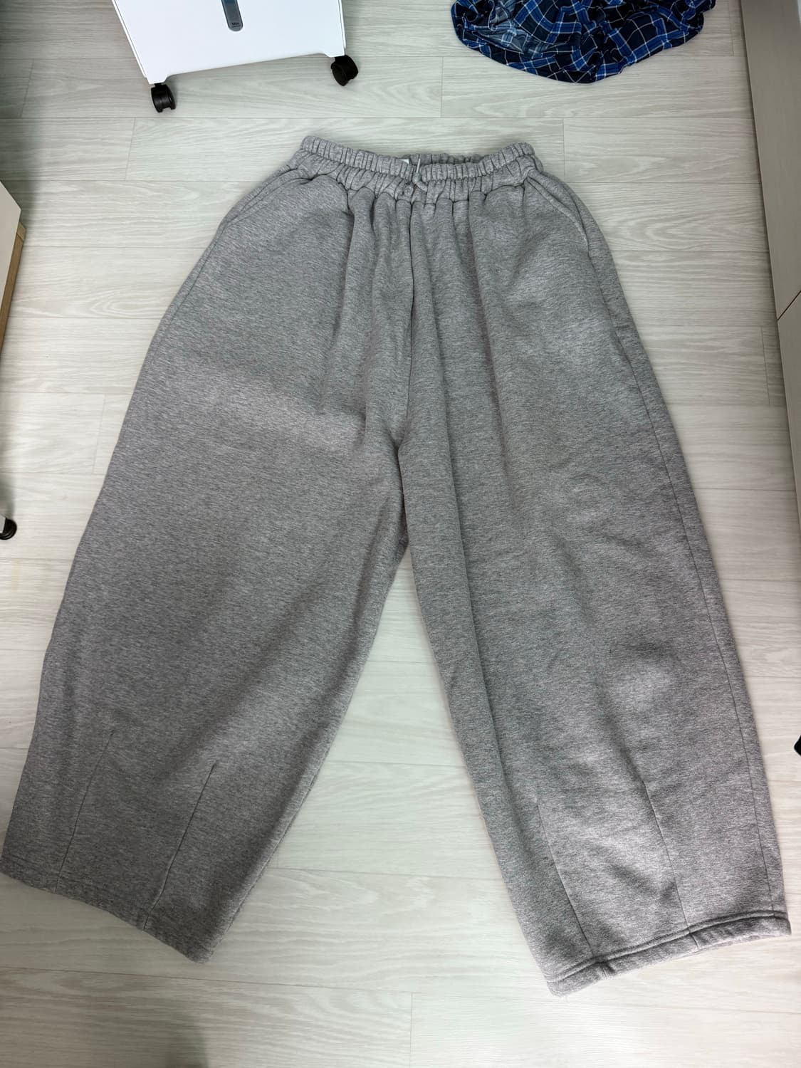벌룬 스웻 팬츠(기모) 상품이미지1
