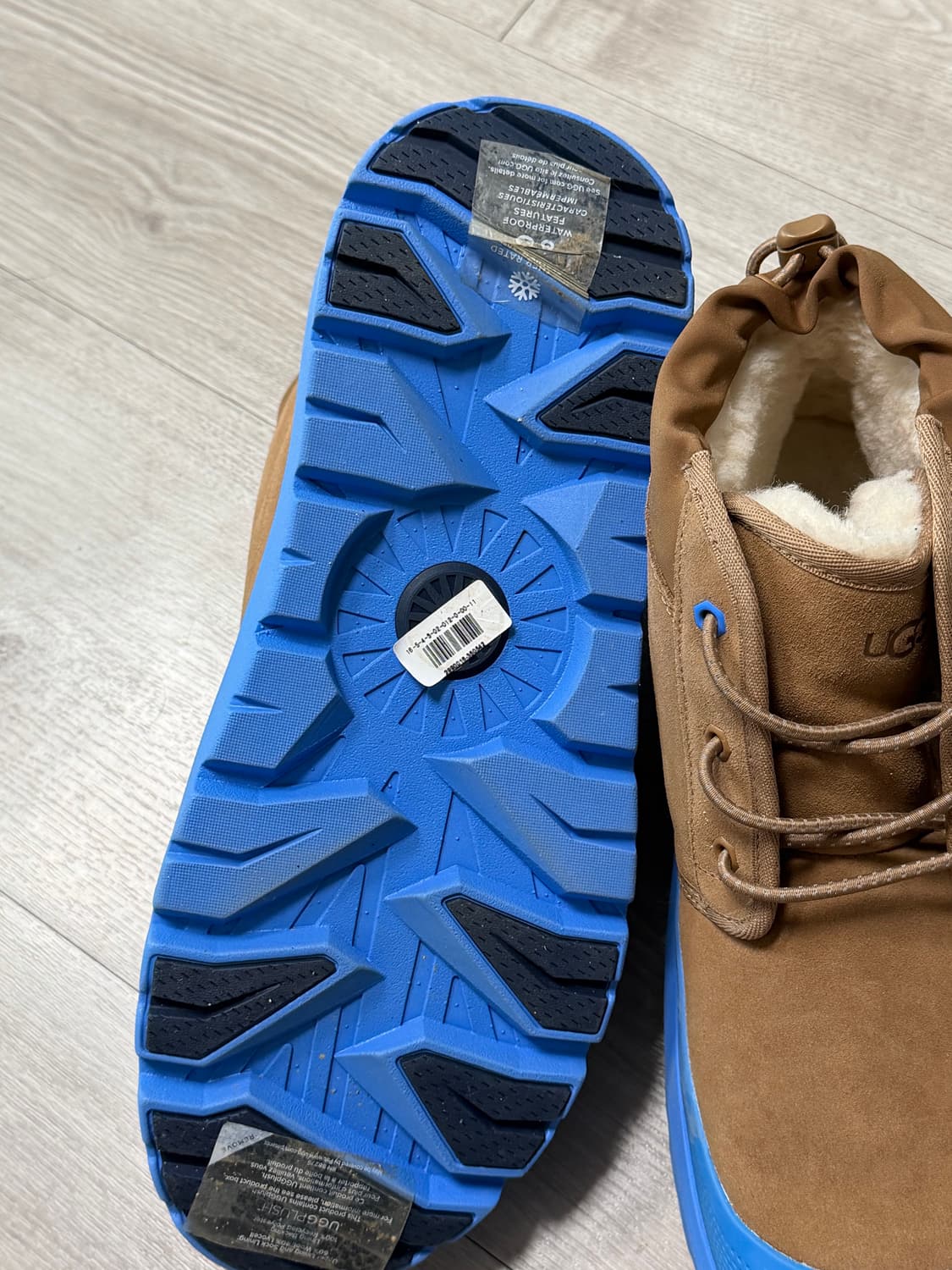 어그 타스만 300 상품이미지2