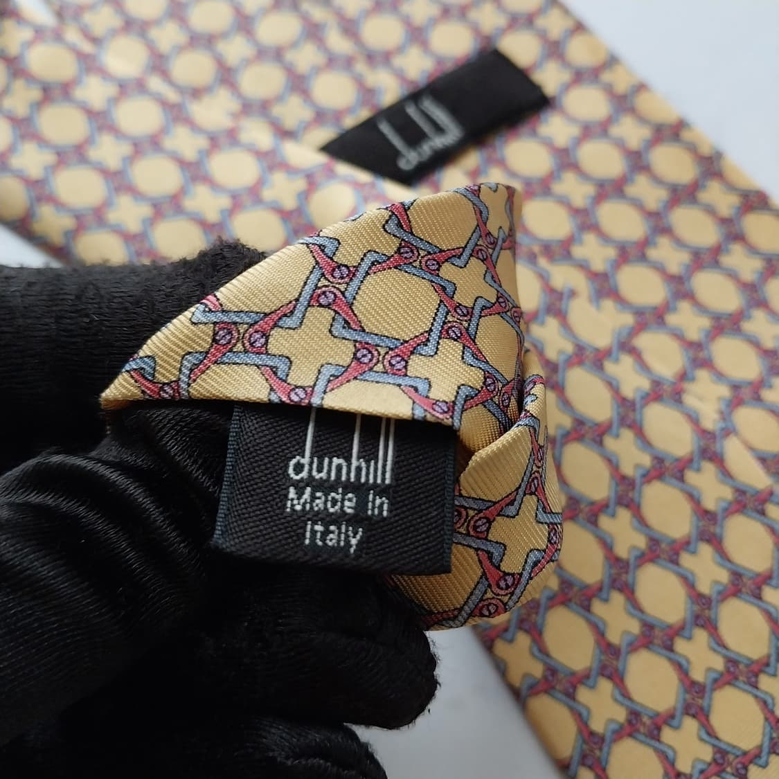 던힐 실크 옐로우 기하 패턴 넥타이 10cm A등급 K1674
 상품이미지10