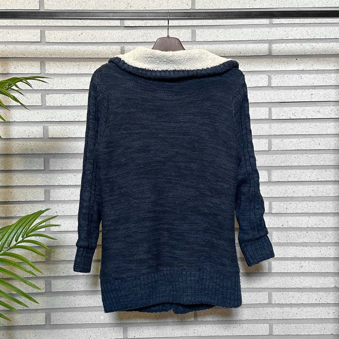 JPN VINTAGE 케이블 니트 가디건 하이넥 투포켓 디테일 네이비 상품이미지3