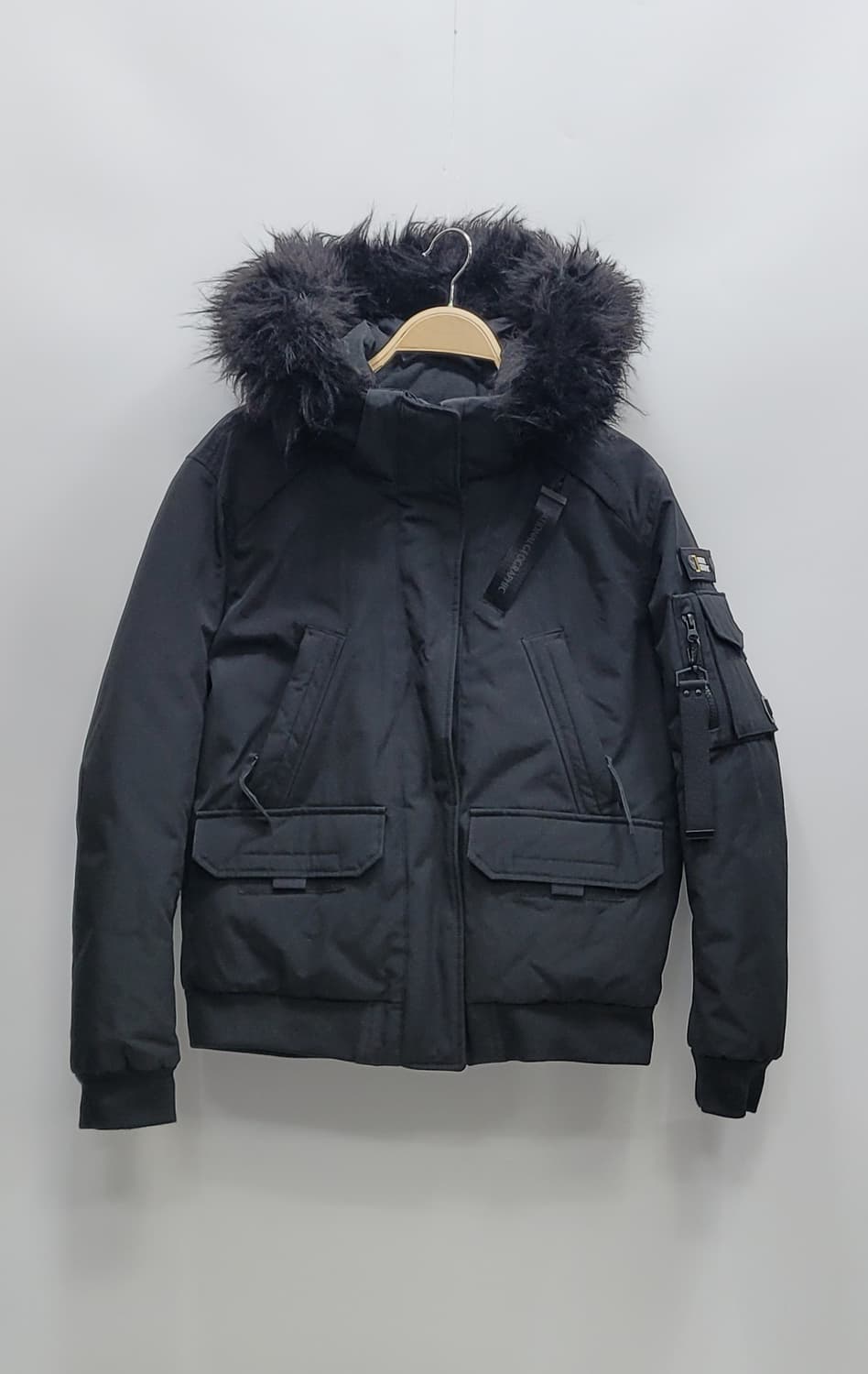 Discovery 디스커버리 타루가 다운 패딩 / 여 M (100) 블랙 상품이미지1