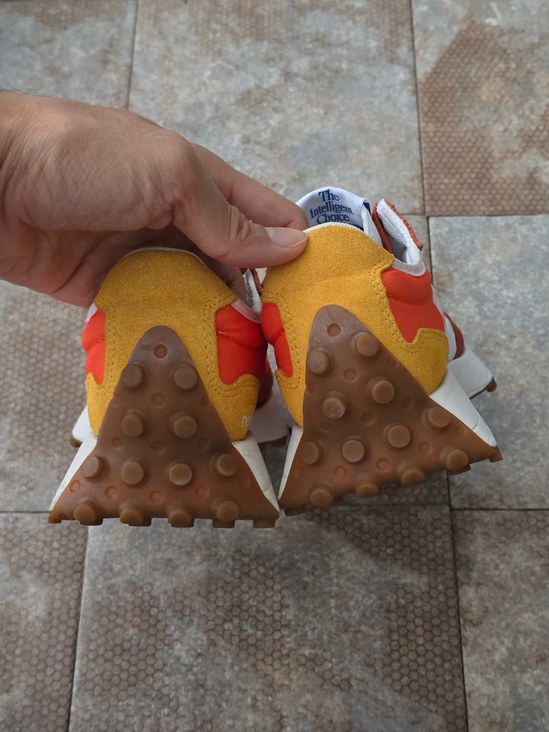 (230)뉴발란스 327 바시티 오렌지 상품이미지8