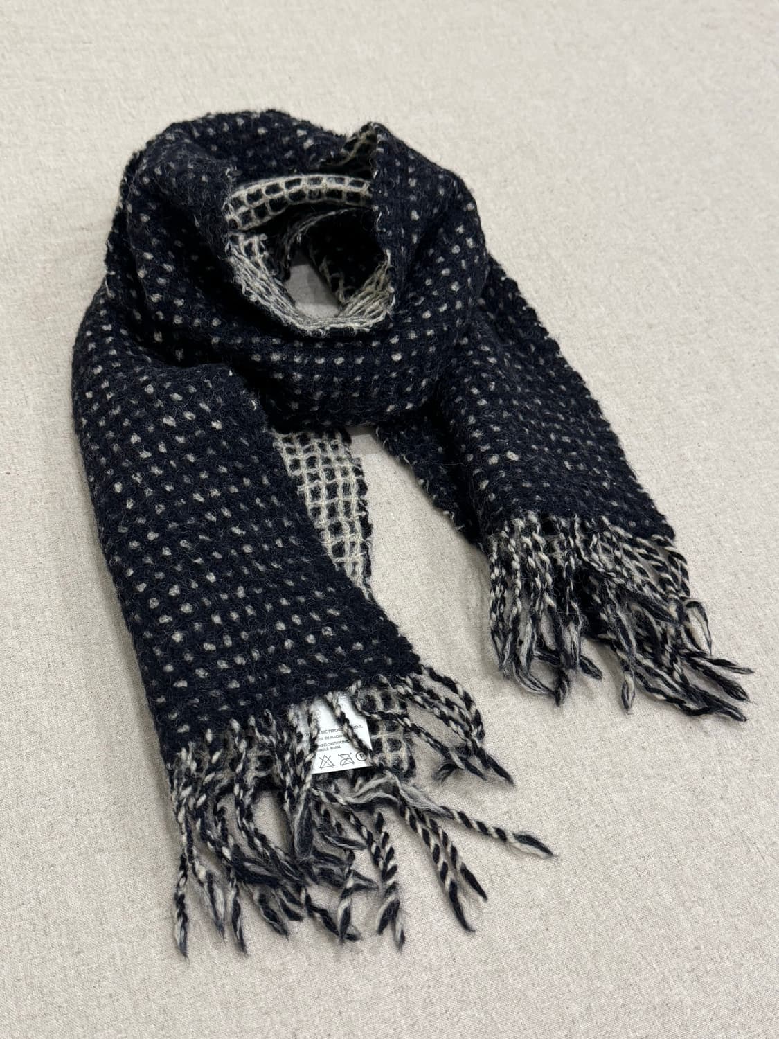 요지야마모토 00s 울 네트 머플러 상품이미지2