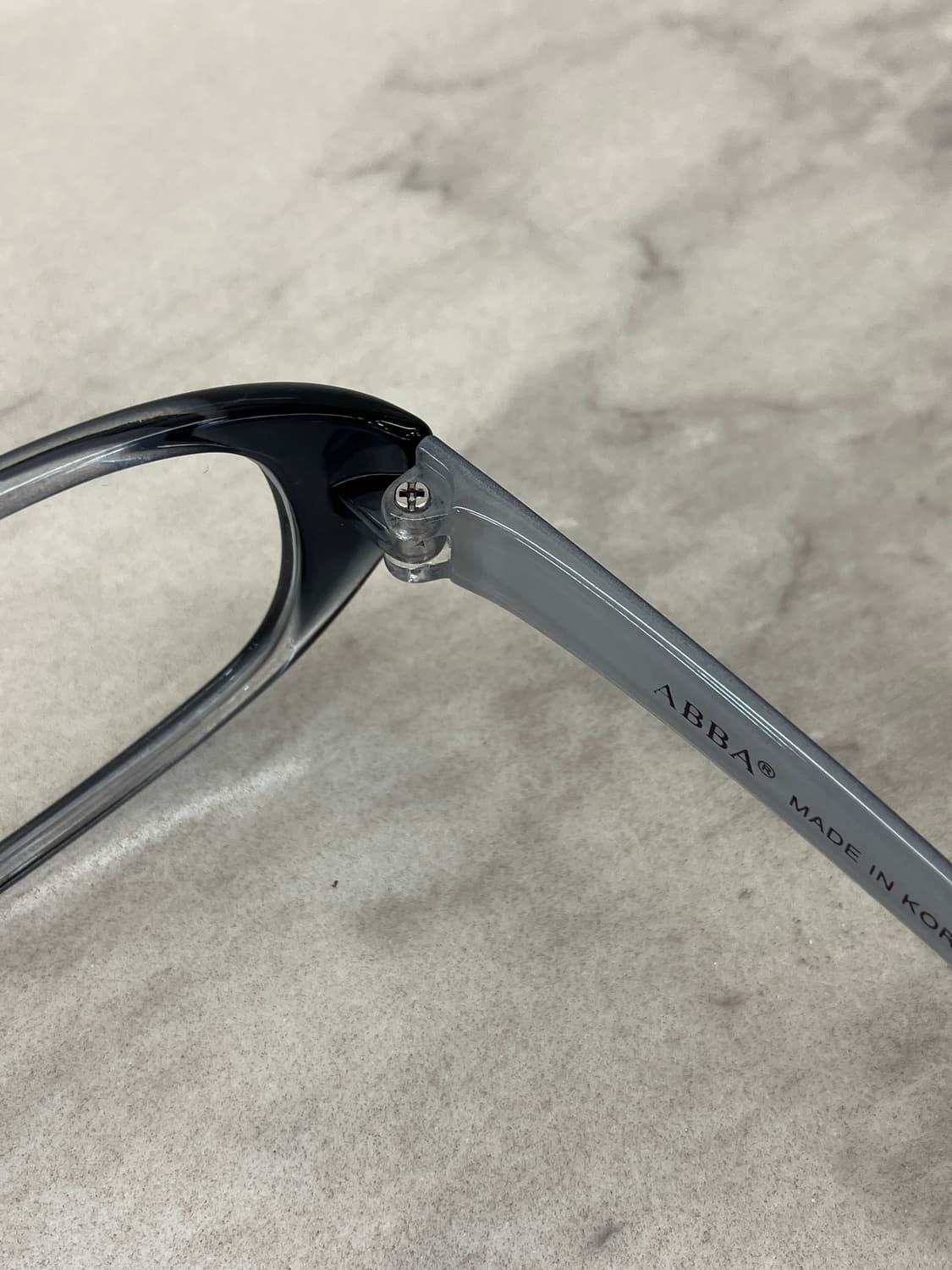 B72 AB2TR 그레이 오벌 슬림 뿔테 안경564 상품이미지3