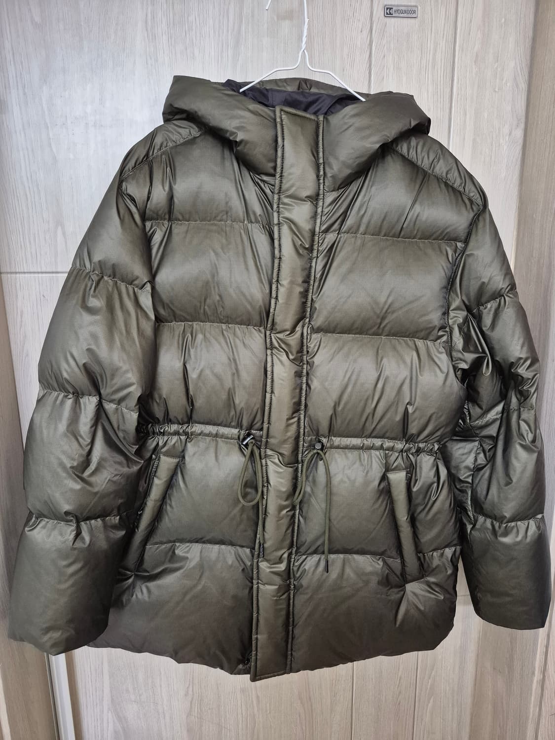 새상품) TNGT 시티 클라이머 구스다운 패딩 상품이미지2