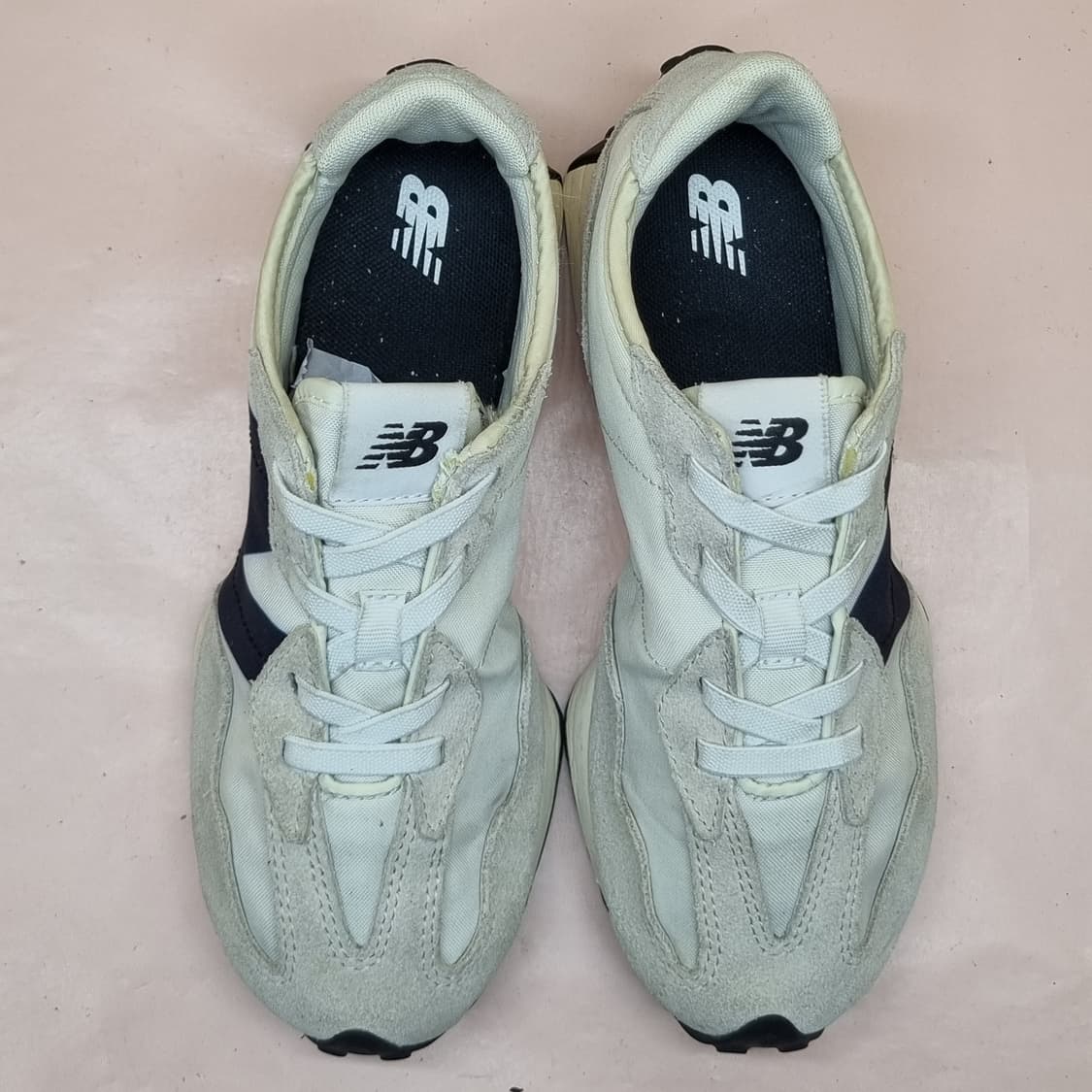 뉴발란스 327 여성운동화210 상품이미지2
