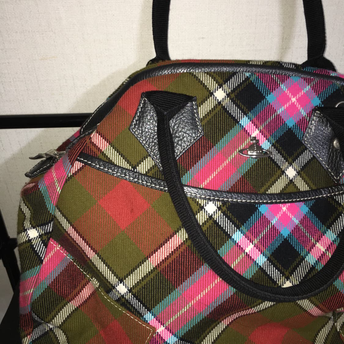 viviennewestwood 체크 토트백 상품이미지4
