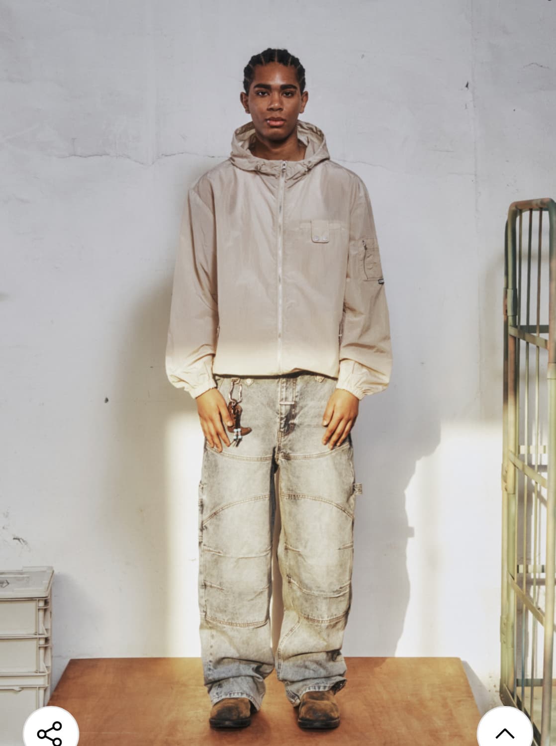 더바이닐하우스 쉬어 윈드브레이커 바람막이 베이지 상품이미지2