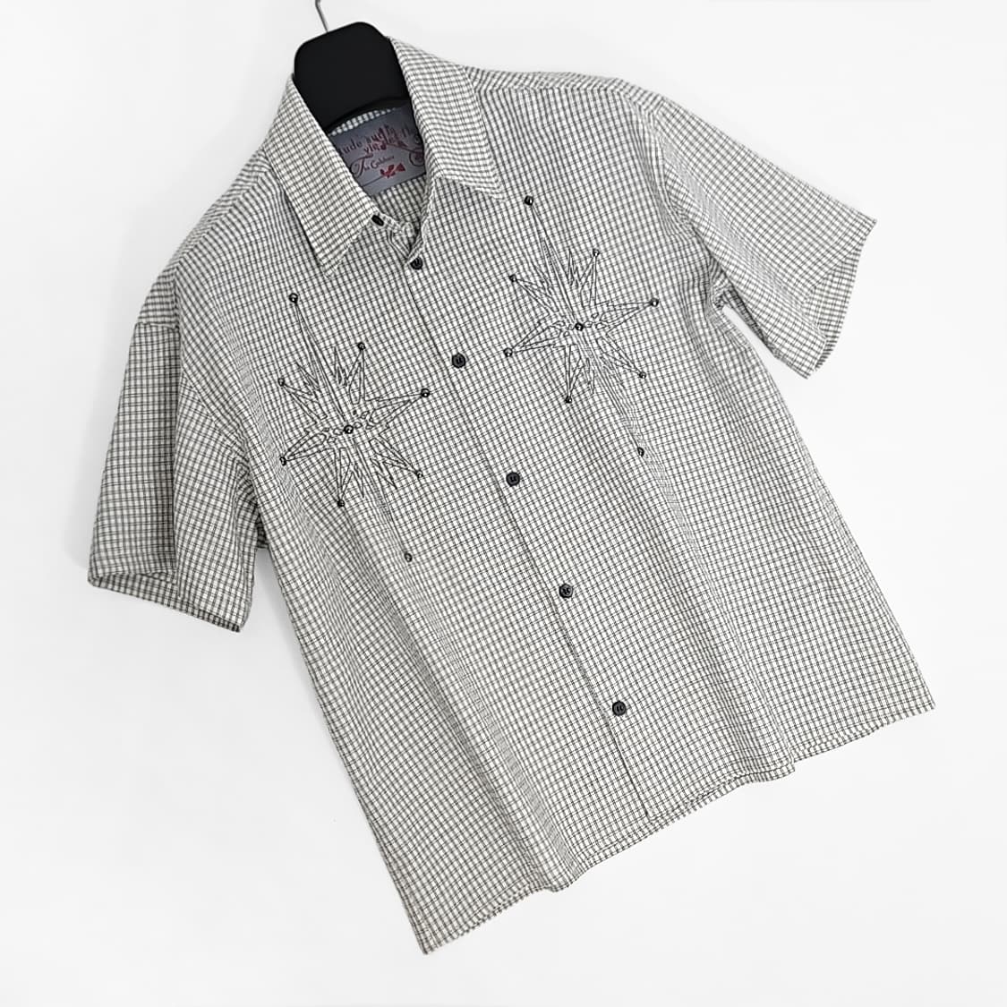 Sawaki 피어싱 리벳 글레어 하프 셔츠 (light gray) 상품이미지2
