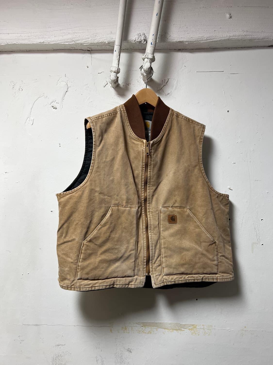 칼하트 V02 BRN 샌드스톤 덕 베스트 상품이미지1