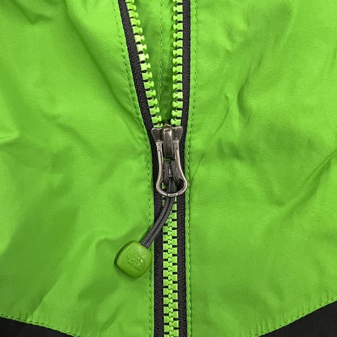 [정품/110] 노스페이스 바람막이 그린 블랙 b17 상품이미지7