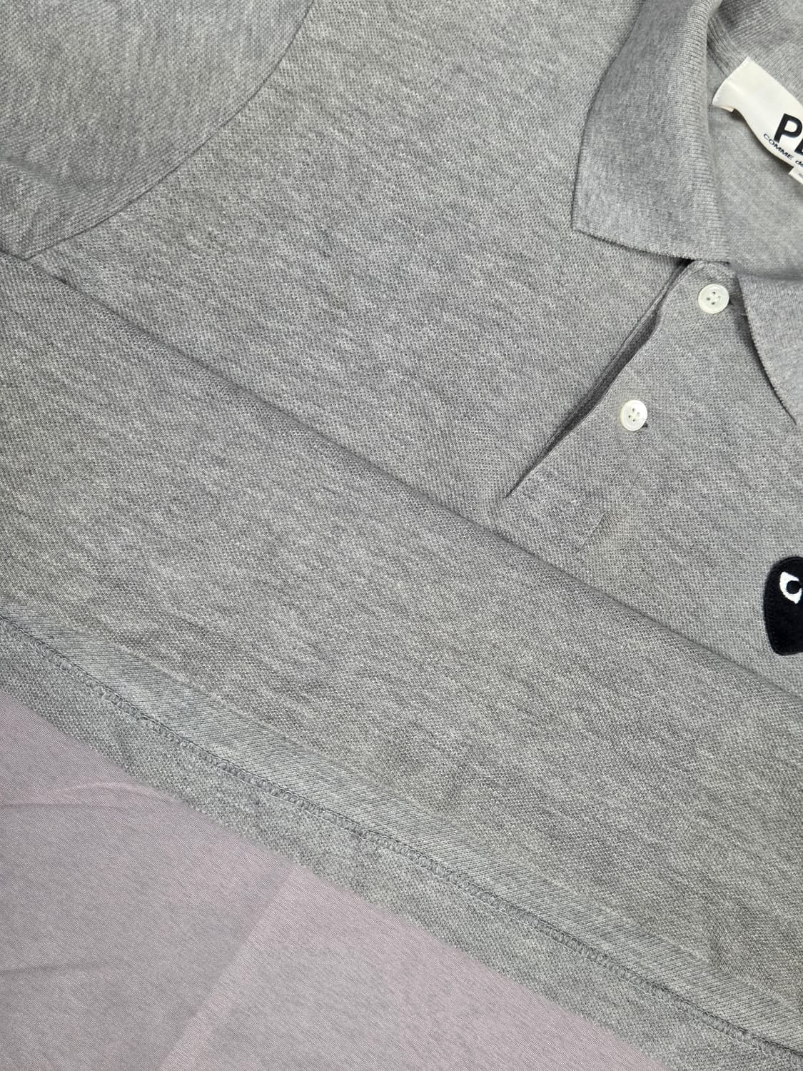 [꼼데가르송] 플레이 블랙 하트 와펜 반팔 카라티 | S00091 상품이미지8