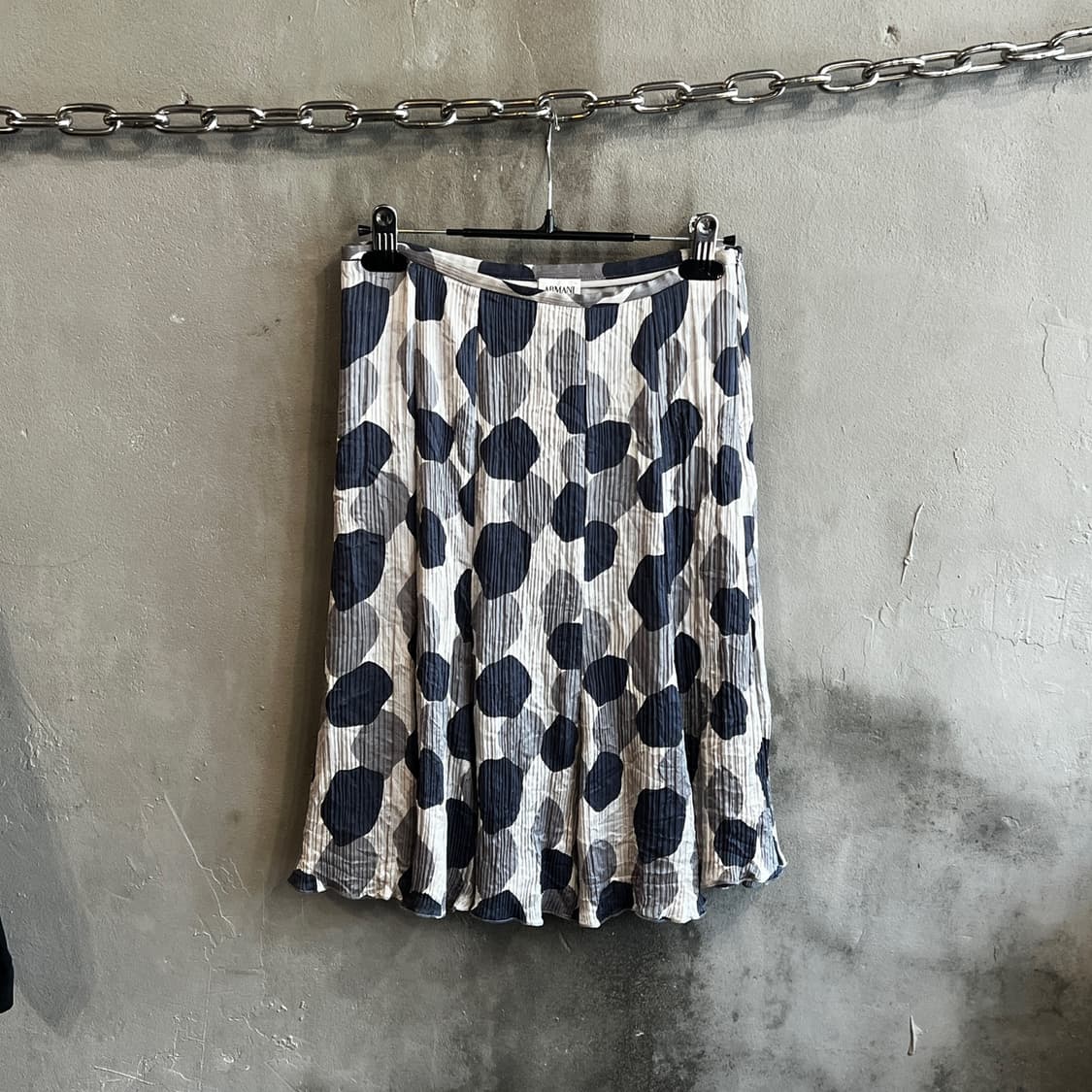 아르마니 페블 플리츠 스커트 상품이미지2