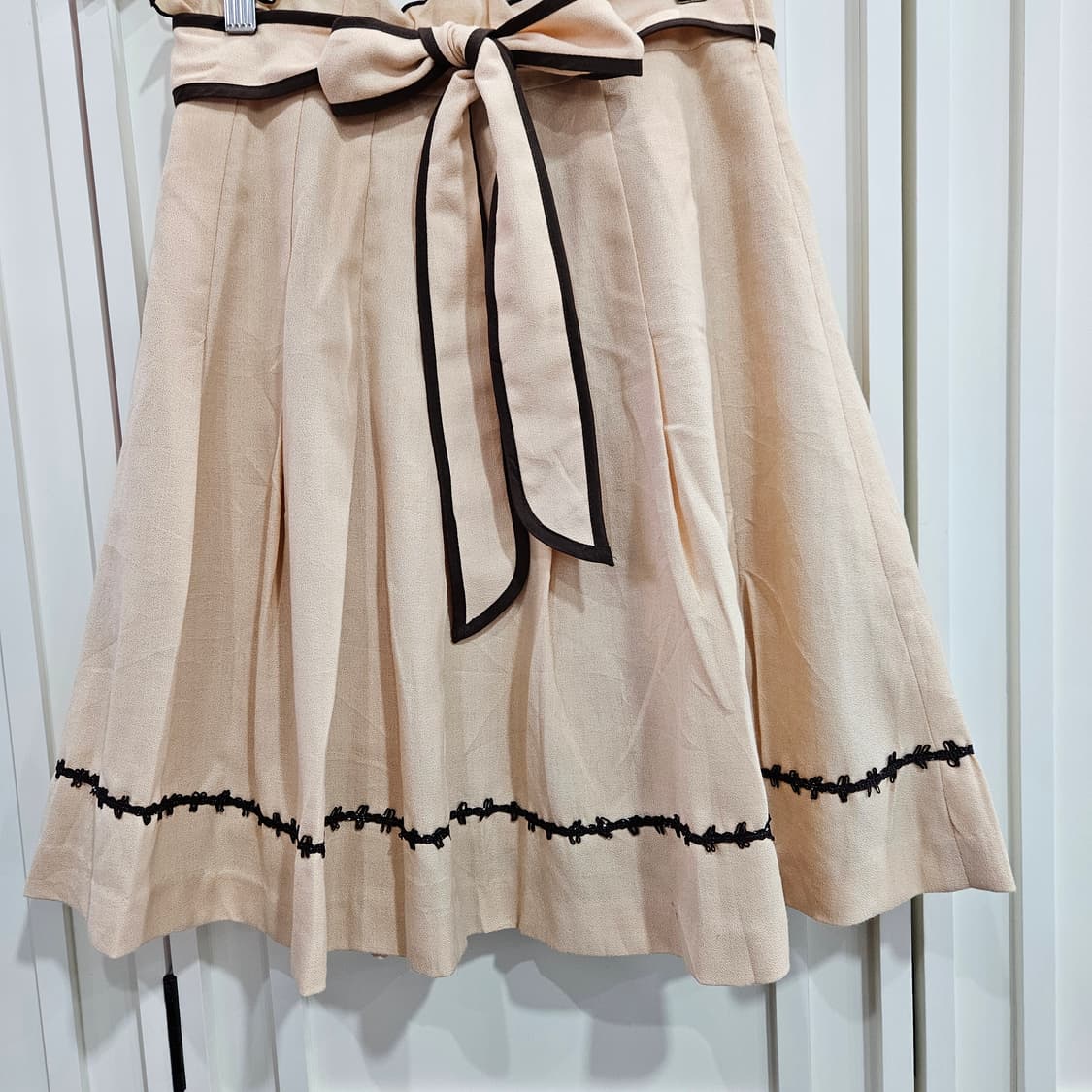 리본 포인트 플레어 스커트 상품이미지3