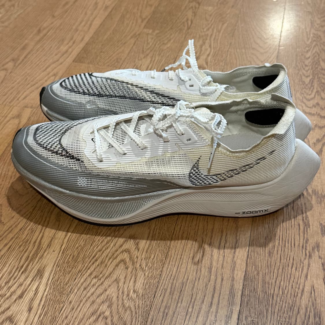 Nike 줌X 베이퍼플라이 넥스트 화이트 메탈릭 실버 상품이미지4