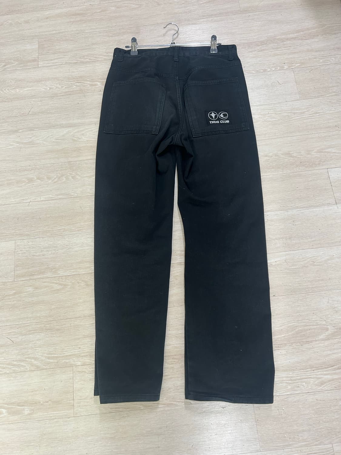 떠그클럽 팬츠 2사이즈 판매합니다 상품이미지2