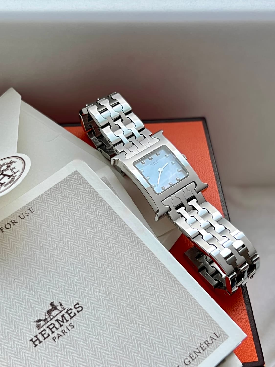 에르메스 12p 다이아 화이트 쉘 H아워 시계 /정품감정.케어  상품이미지9