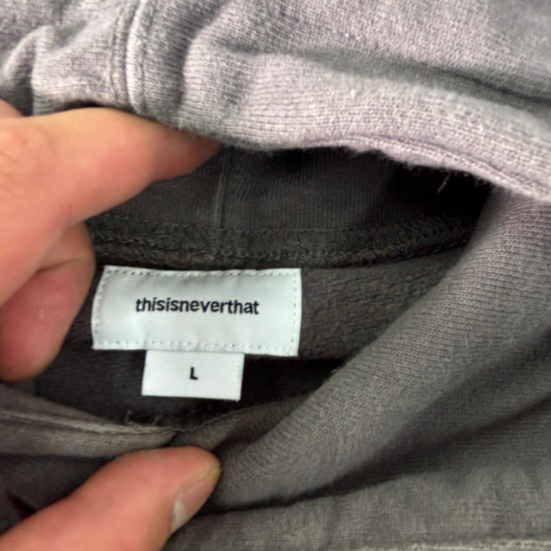 105 디스이즈네버댓 빅로고 후드티 상품이미지3