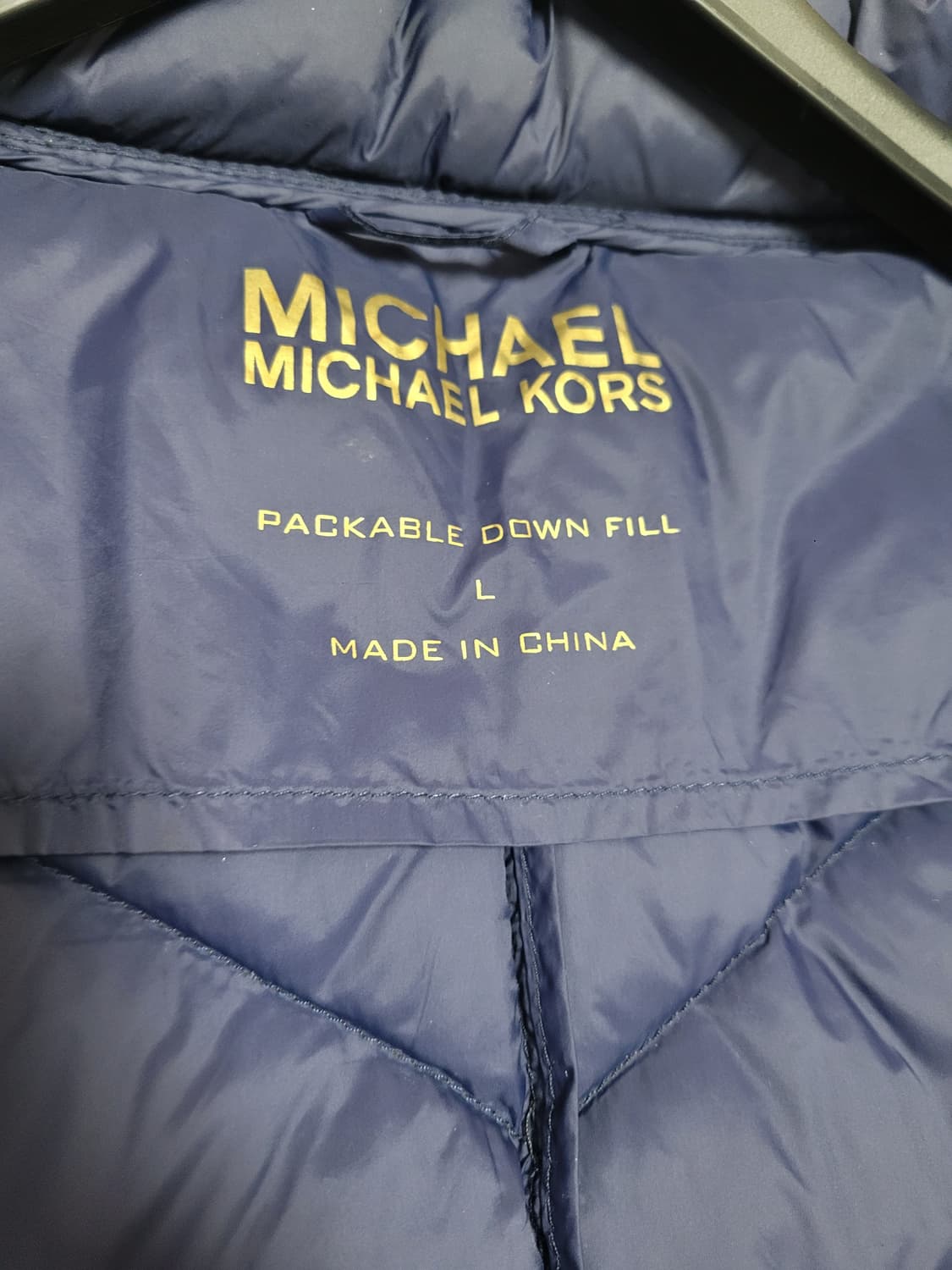 마이클코어스 셰브런 덕다운 퀼팅  패딩 L 상품이미지9