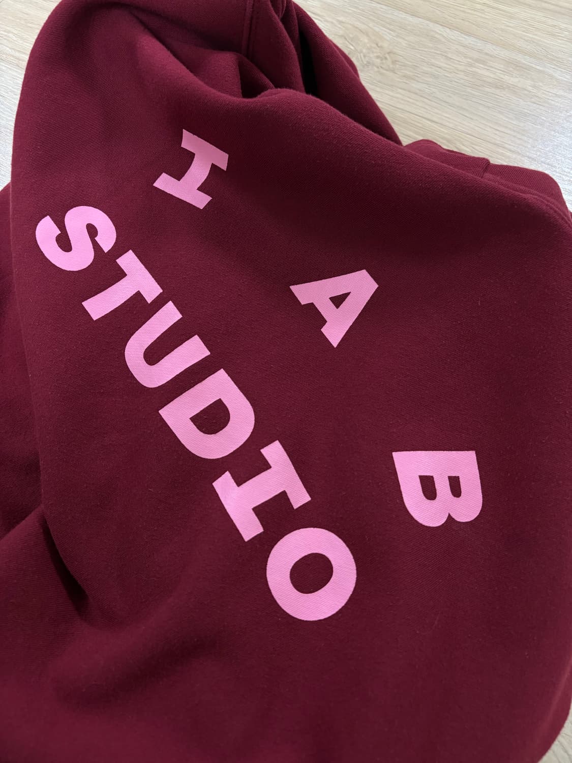 아이앱스튜디오 후드티 라즈베리 L 상품이미지1