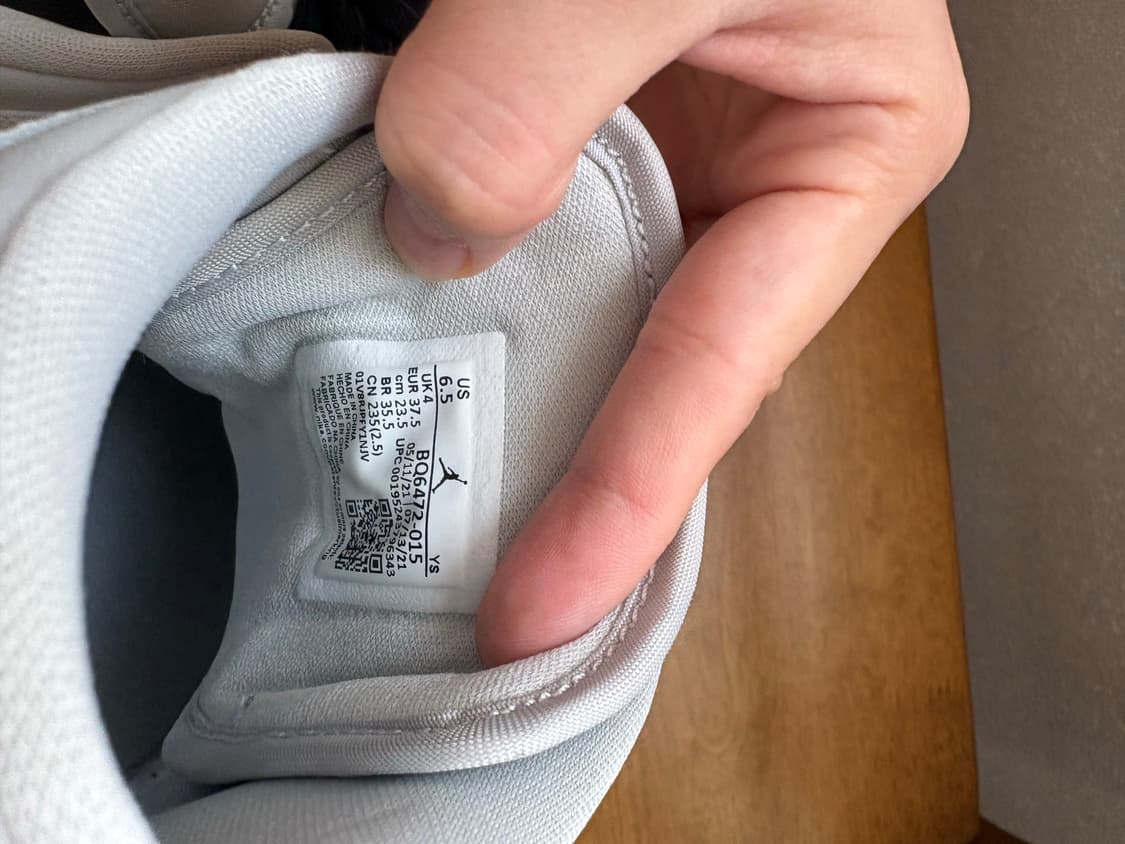 (W) 조던 1 미드 그레이 포그 상품이미지4