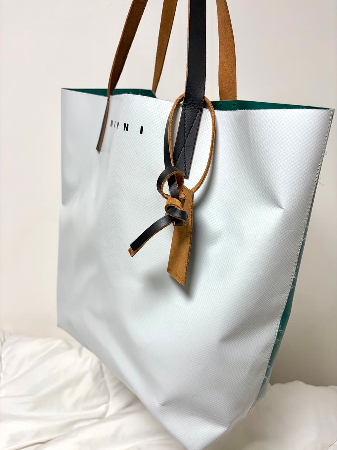 MARNI 투톤 토트백 상품이미지3