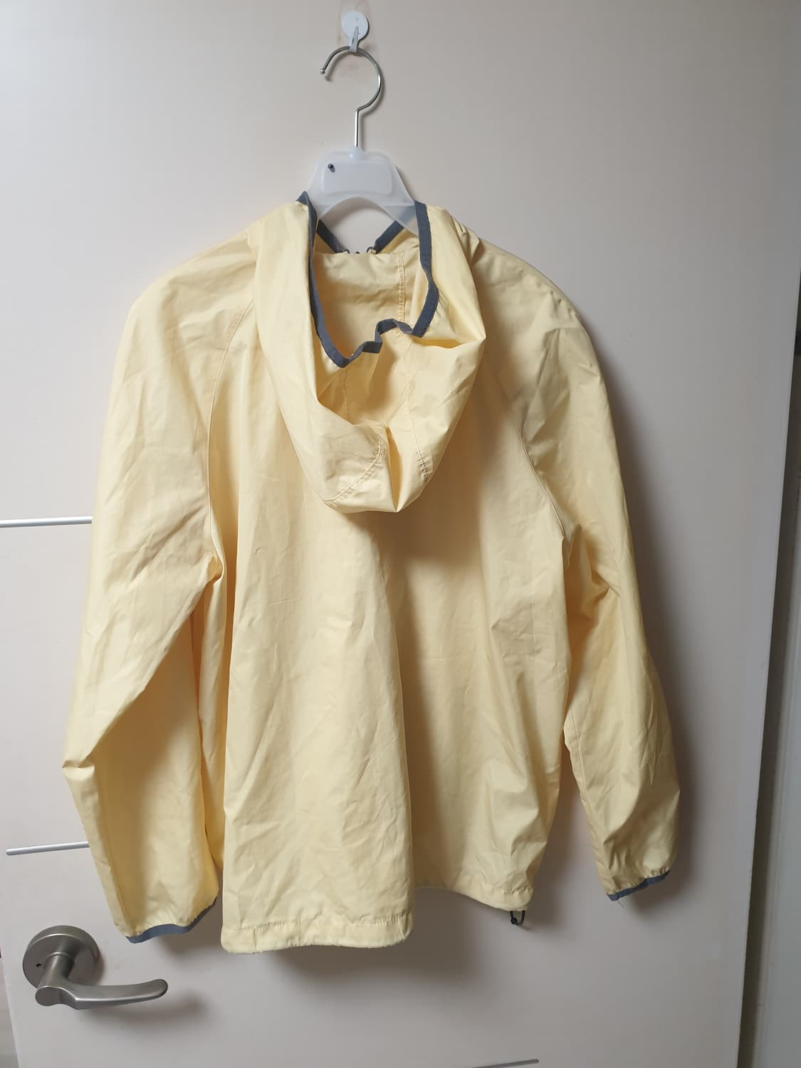 [여성] 나이키 바람막이 옐로우 M 상품이미지2