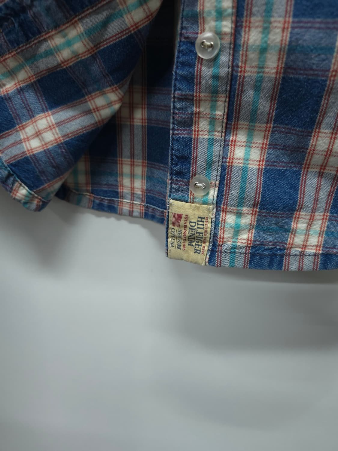 ​타미힐피거 데님 빈티지워싱 체크 남방 셔츠(95~100) 상품이미지8