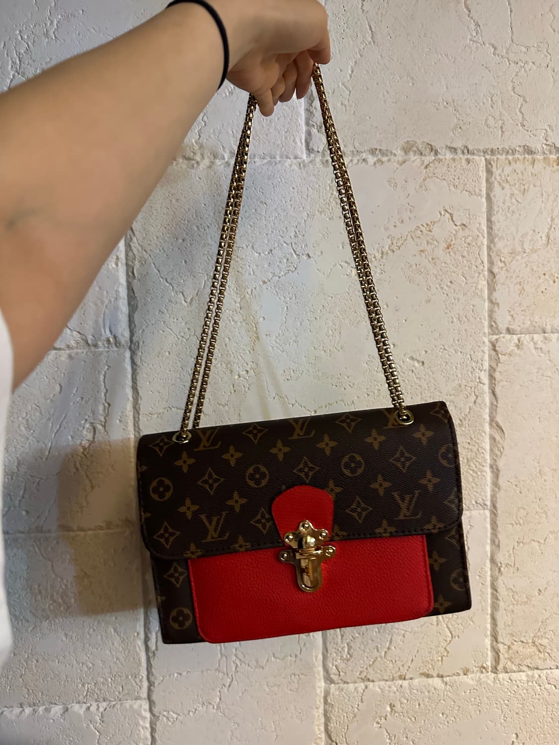 루이비통 모노그램 체인 숄더백 레드 상품이미지8