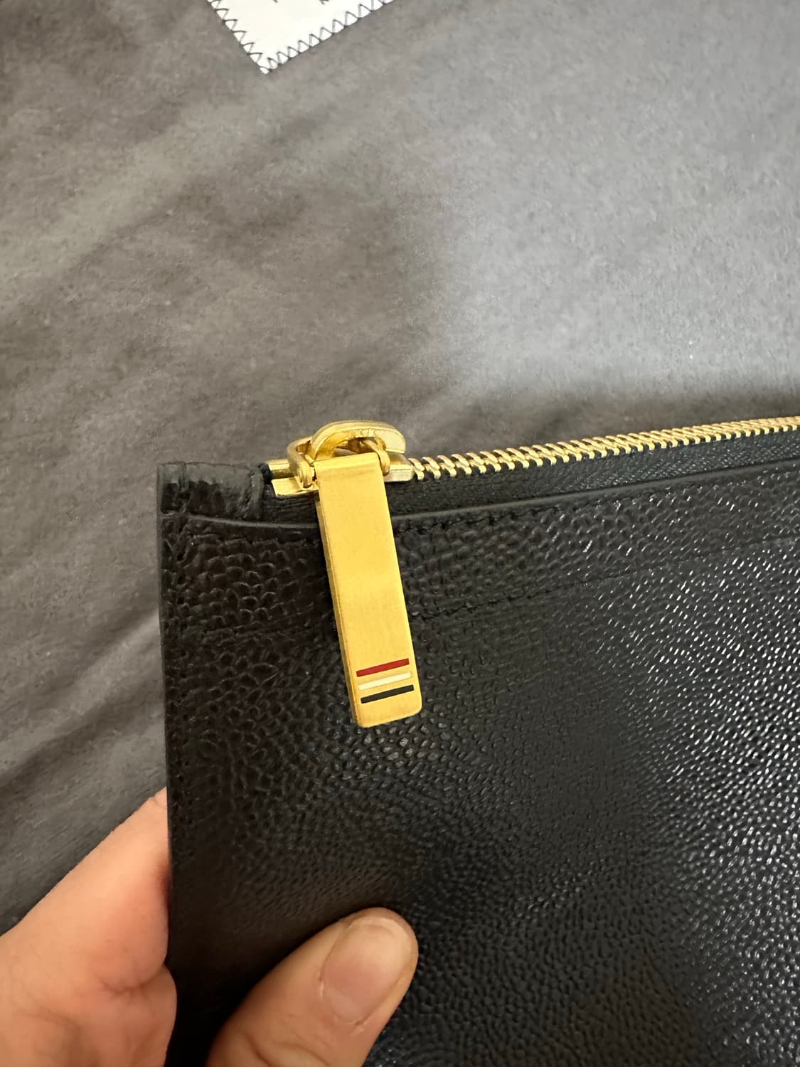 (새상품) 톰브라운 클러치백 라지 상품이미지6