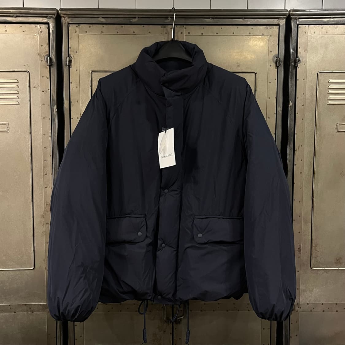 [택포](L)토마스모어 시티 숏 다운 패딩 네이비 상품이미지3