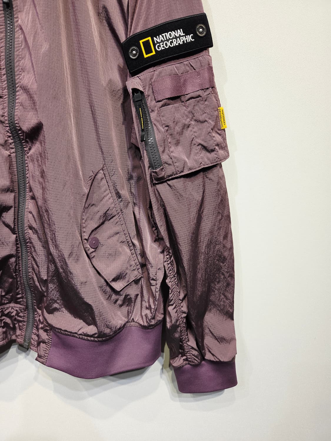 내셔널지오그래픽 더스티 로즈 MA-1 블루종 상품이미지5