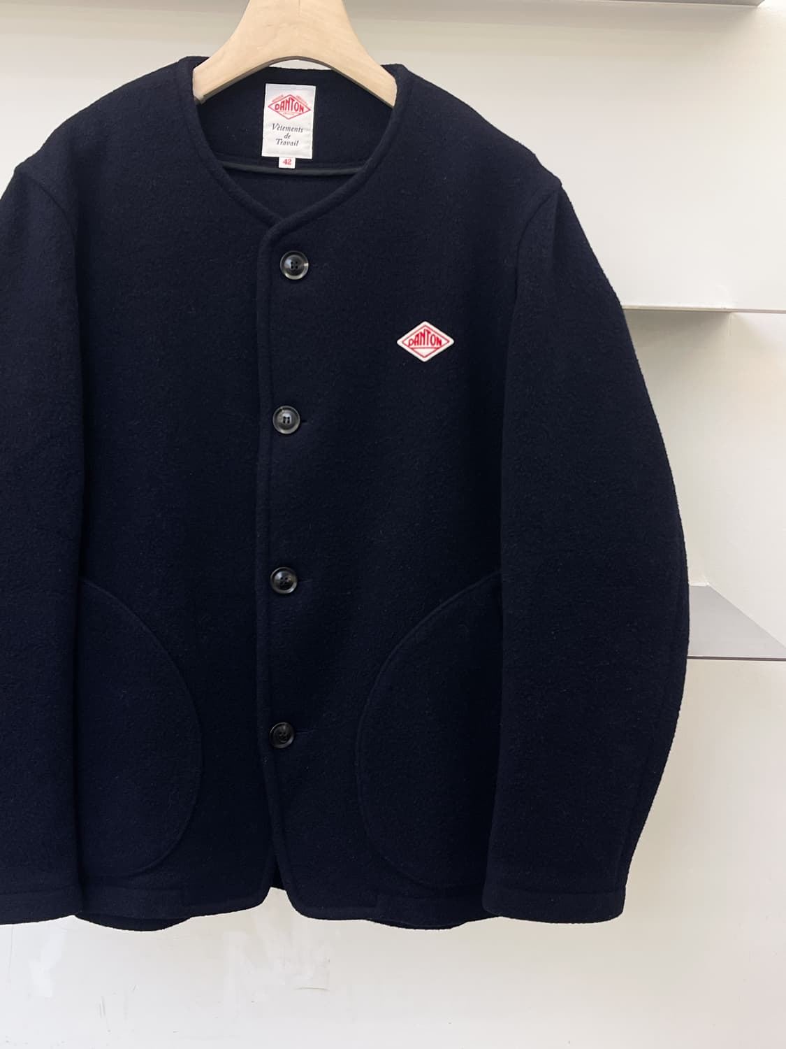 단톤 19aw 카라리스 울 자켓 상품이미지3